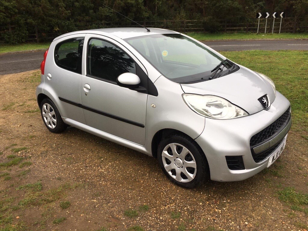 Peugeot 107 i