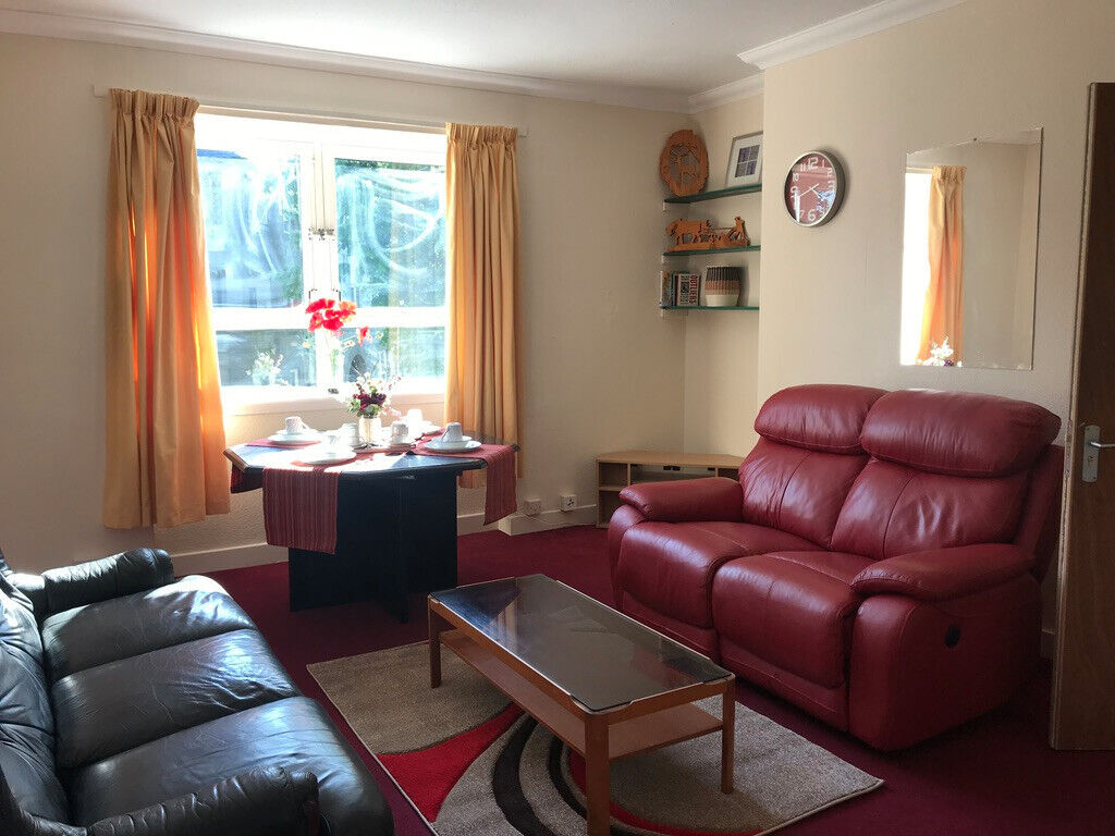 Double Room Near Aberdeen University Library for £320