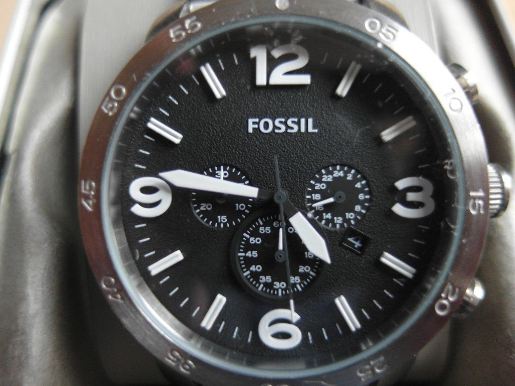 Fossil mens watch brand new in box never been worn in Brierley Hill