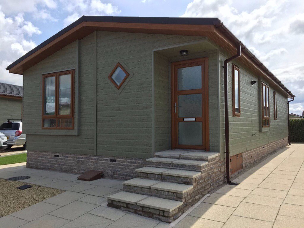 Prestige Avanti 2 Bed Residential Park Home + 12 MONTH HEALTH CLUB