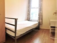Large single room in Tooting Broadway close to tube station and bus stops