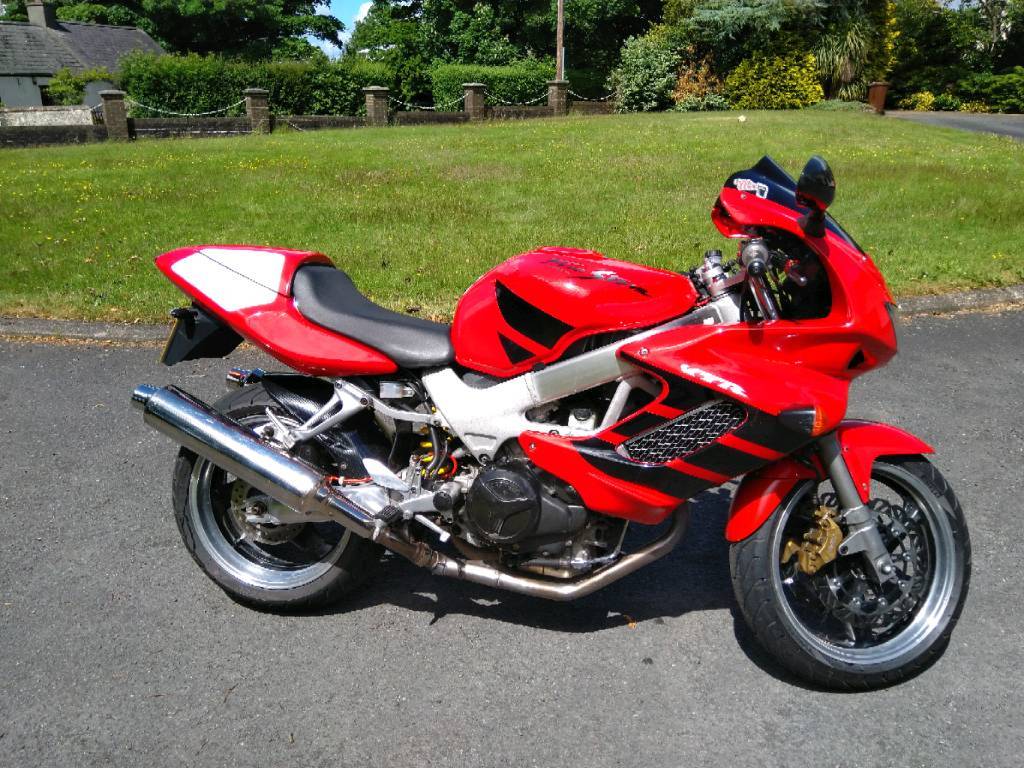 1999 Honda vtr1000f Firestorm | in Ballynahinch, County ...