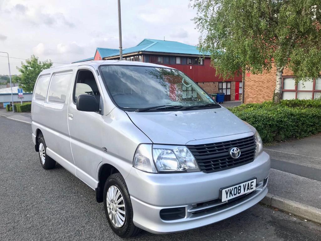 Toyota Hiace Bargains: Used Vans Priced To Sell Fast! - s91j1xr