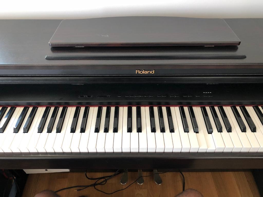 Roland HP 236 in London Gumtree