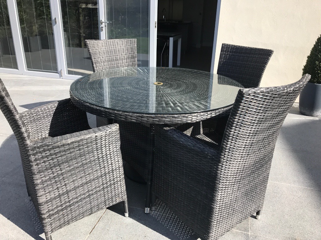 Grey Rattan Garden Dining set & Parasol | in Radlett, Hertfordshire