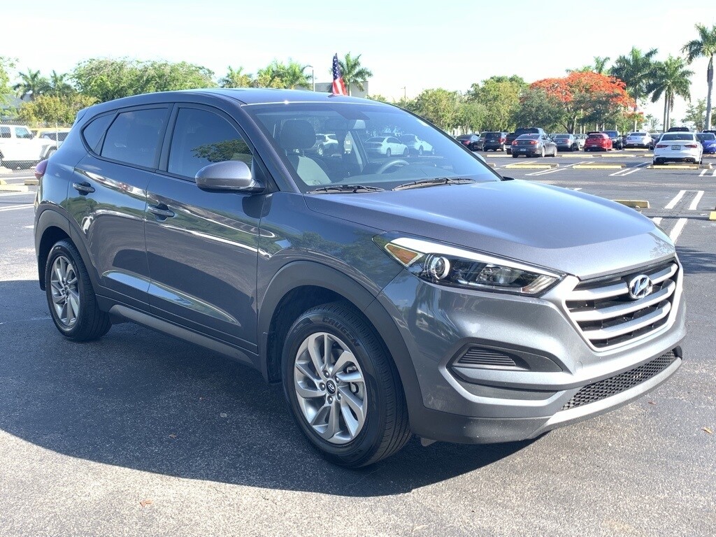 Owner 2017 Hyundai Tucson SE