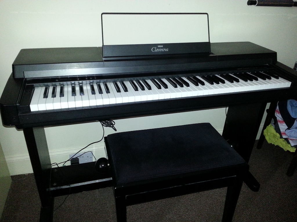 Yamaha Clavinova Electric Digital Piano CLP250 Bargain Price Sale