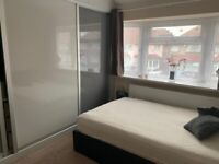 DOUBLE ROOM IN HOUNSLOW EAST 