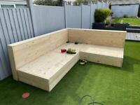 Garden pallet furniture 