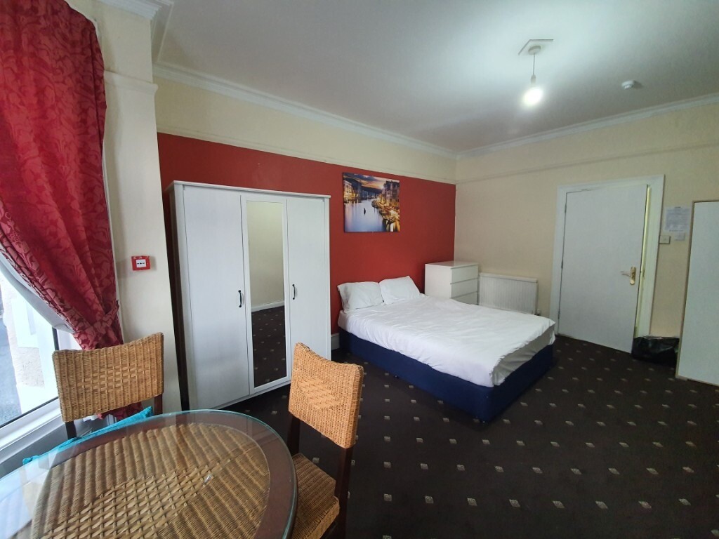 ENSUITE ROOMS in Bournemouth, Dorset Gumtree