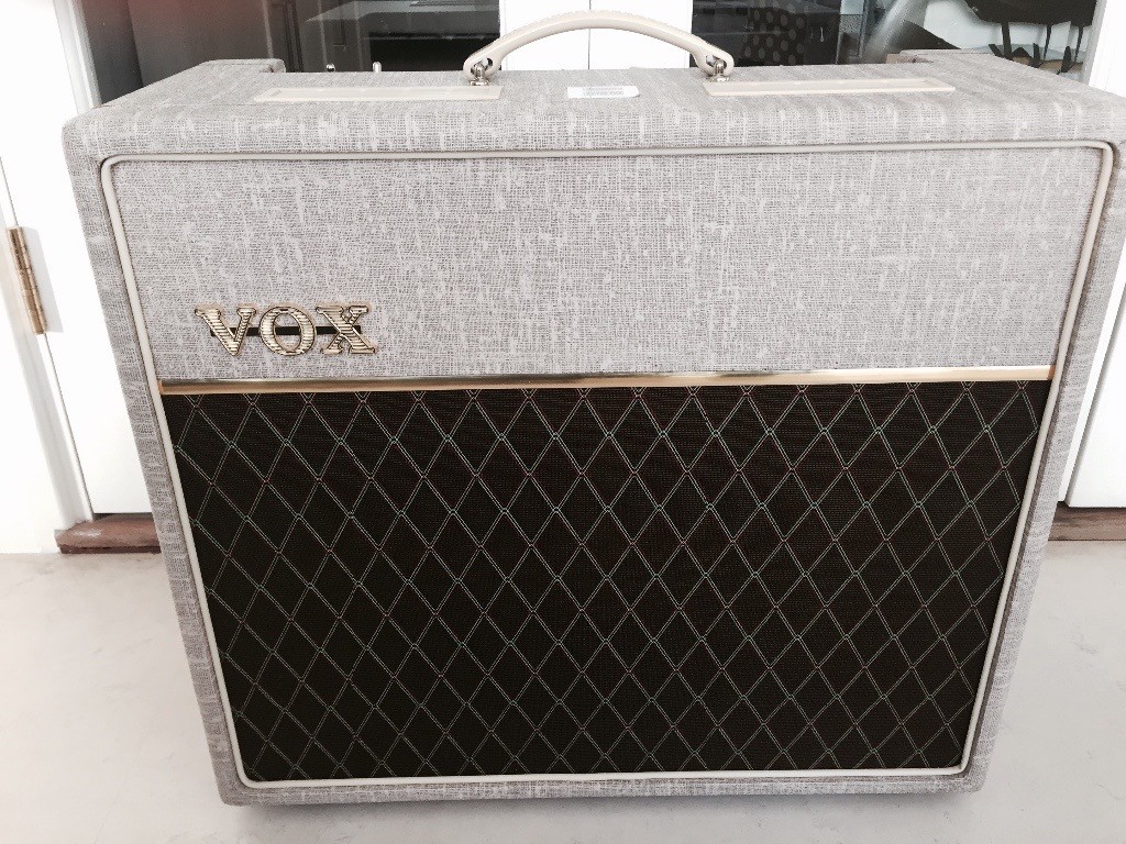 Guitar Amplifier VOX AC15 Handwired amp for sale Excellent Condition