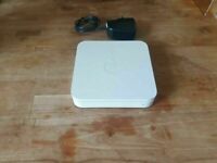 Apple AirPort Extreme A1301 802.11n WiFi Wireless Base Station 3rd Gen