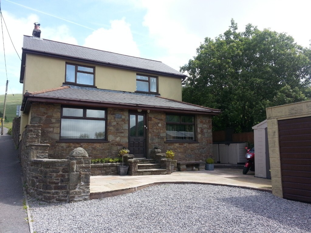 5 Bed Detached House For Sale (South Wales) (0) in Bridgend Gumtree