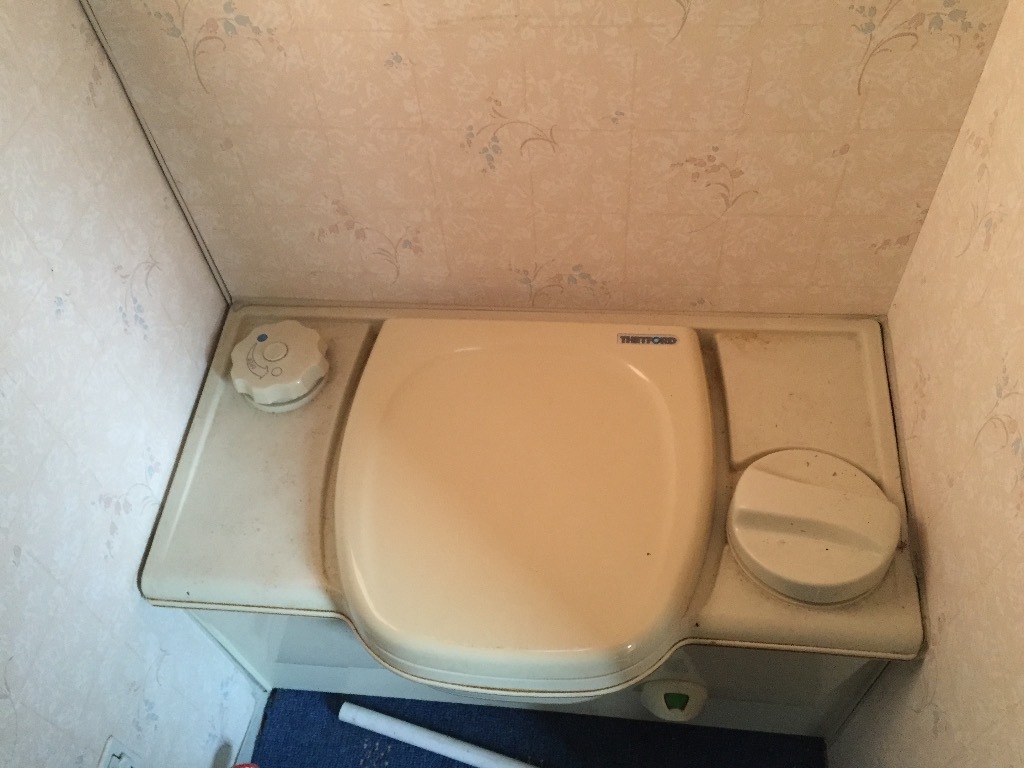 caravan toilet for sale in Hyde, Manchester Gumtree