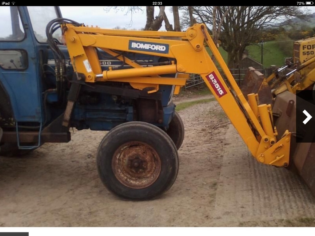 Bomford front loader. (ford, deere, massy, tractor) in Newry, County