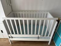 Baby cot/bed + bed rail