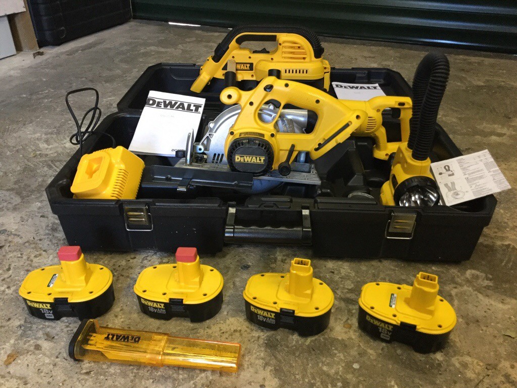 DeWalt 18v cordless tools inc carry case. in Burbage, Leicestershire