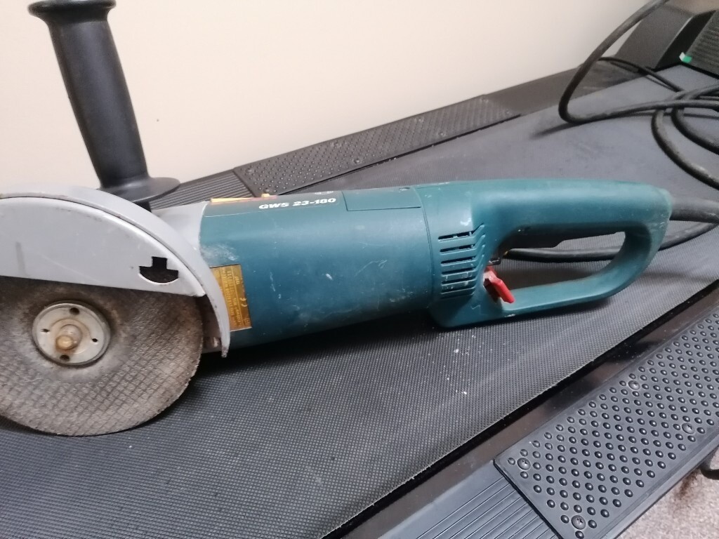 Bosch 9"angle grinder in Cumnock, East Ayrshire Gumtree