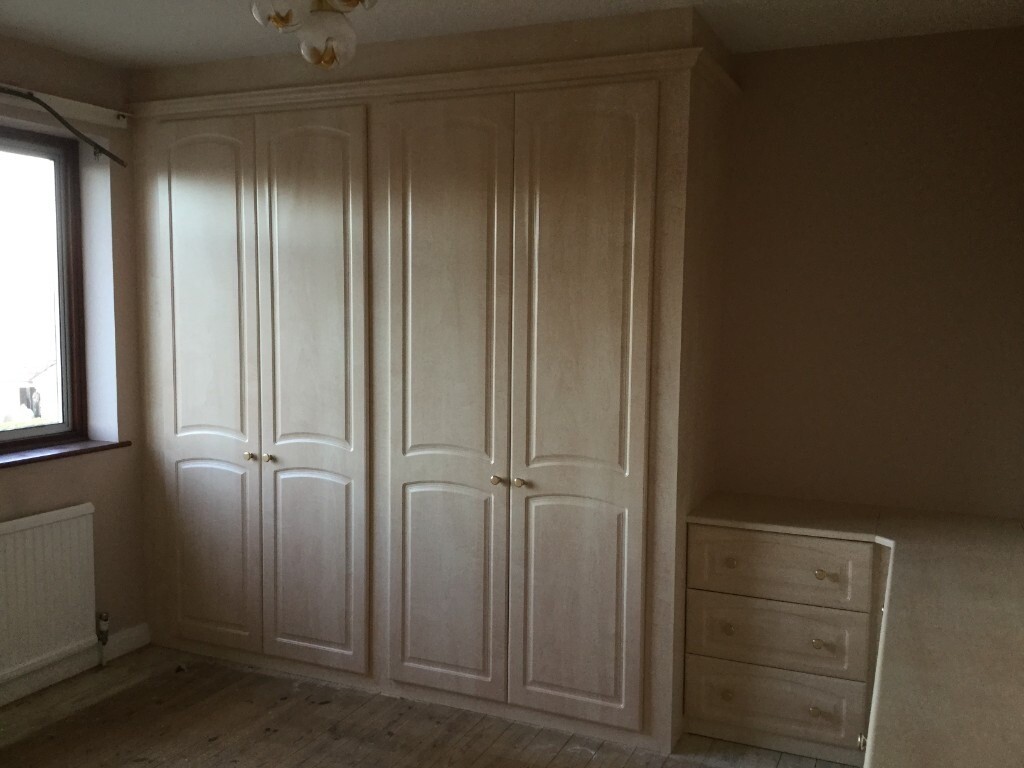 Sharps Fitted Bedroom Furniture Greatly Reduced Must Go Asap In