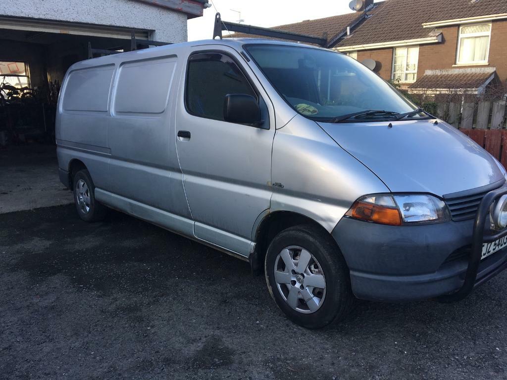 Toyota hiace 2003