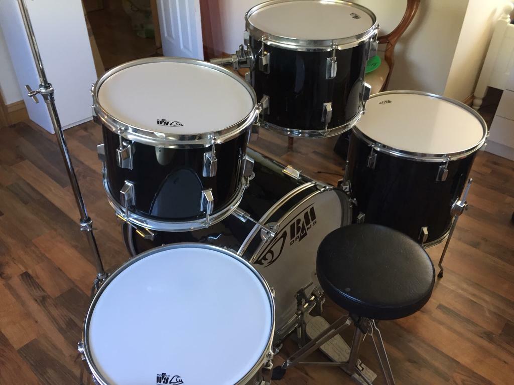 Black Mamba 8 piece drum kit in Stirling Gumtree