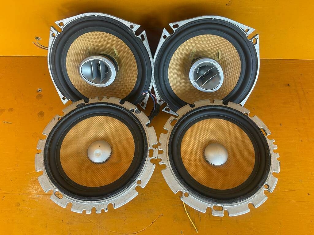カーオーディオ TS-C1600A / TS-1729 PIONEER / FUSION Pioneer TS-V7A VS. Pioneer TS-C1600A / TEST - YouTube