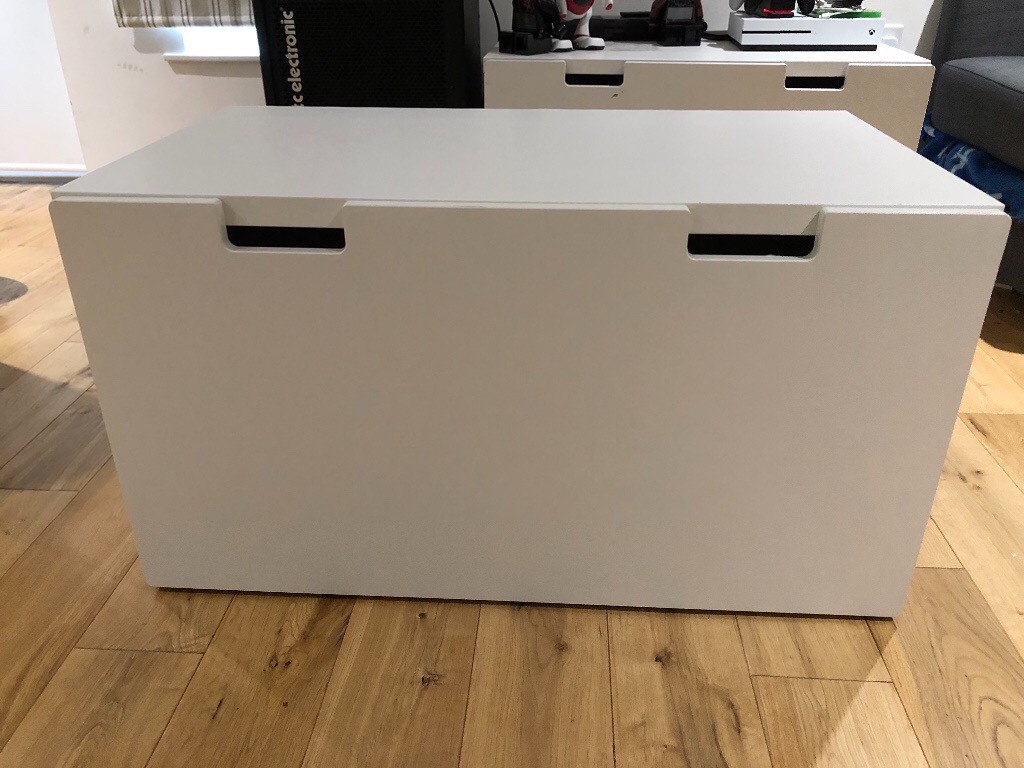 Ikea toy box/ storage/ bench white Stuva Malad excellent condition in