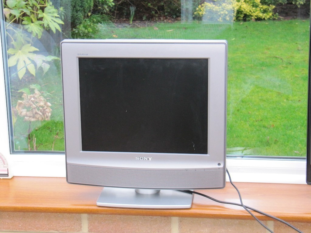 Sony TV 14 inch EXCELLENT VALUE in New Milton, Hampshire Gumtree