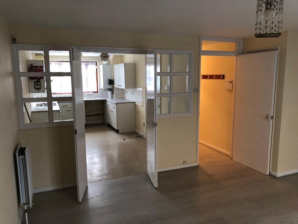 3 Bedroom Dss In Romford London Residential Property To