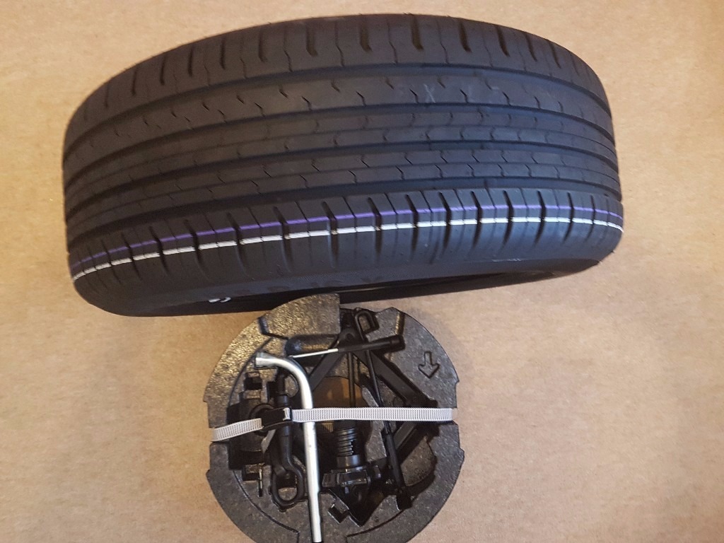 Skoda Octavia III 2016 Full Spare wheel + Tool Kit (GENUINE) in