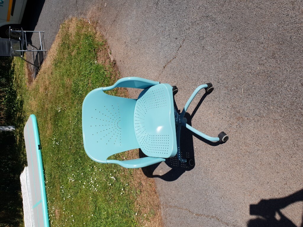 Office chair Desk chair Ikea swivel chair in mint green. in