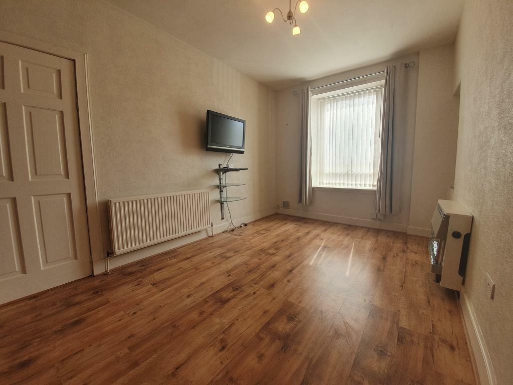 Unfurnished one bedroom flat available now in Linlithgow, West