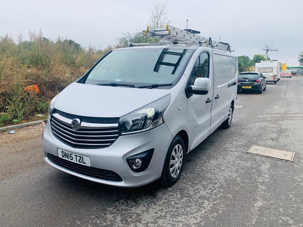 Vauxhall, VIVARO, Panel Van, 2015, 1598 (cc)long wheel base sportive