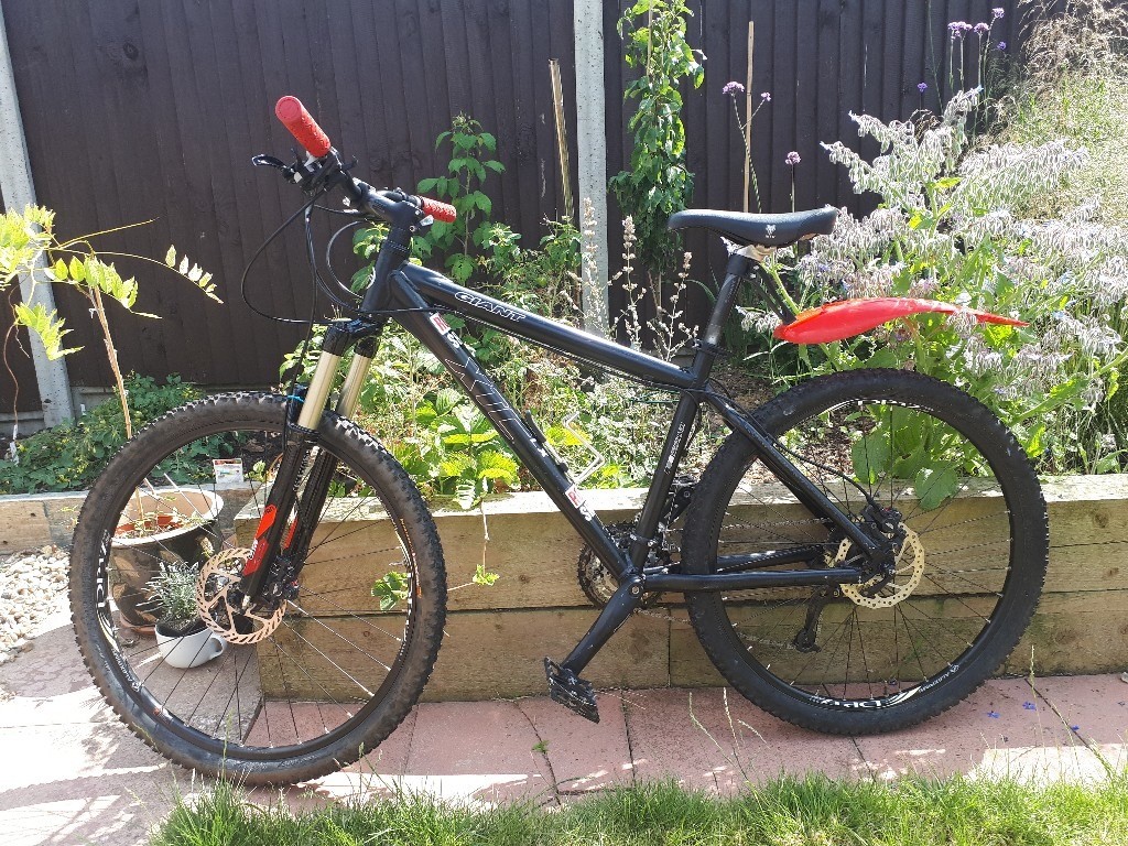 Giant XTCLX mountain bike (cross country) in Wymondham, Norfolk