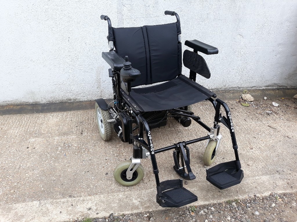 Extra Wide Electric Wheelchair Extra Wide Black Bariatric 28 stone