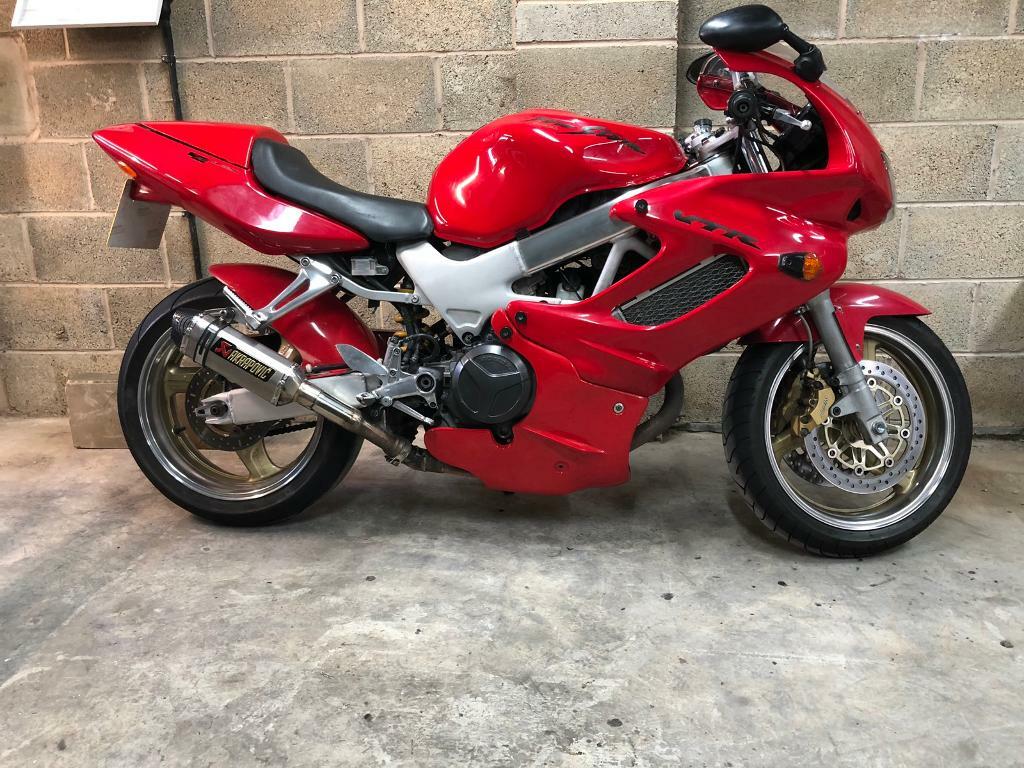 Honda vtr 1000 firestorm
