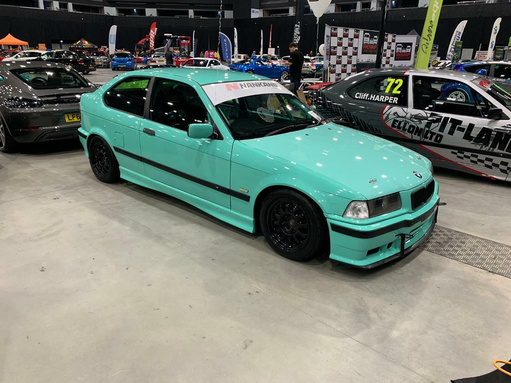 Bmw e36 compact багажник