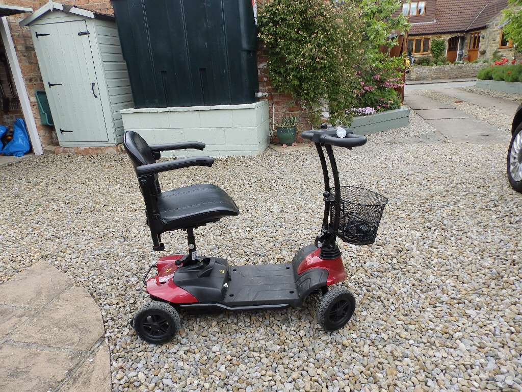 Careco Dynamo mobility scooter fully dismantles to fit a car boot in