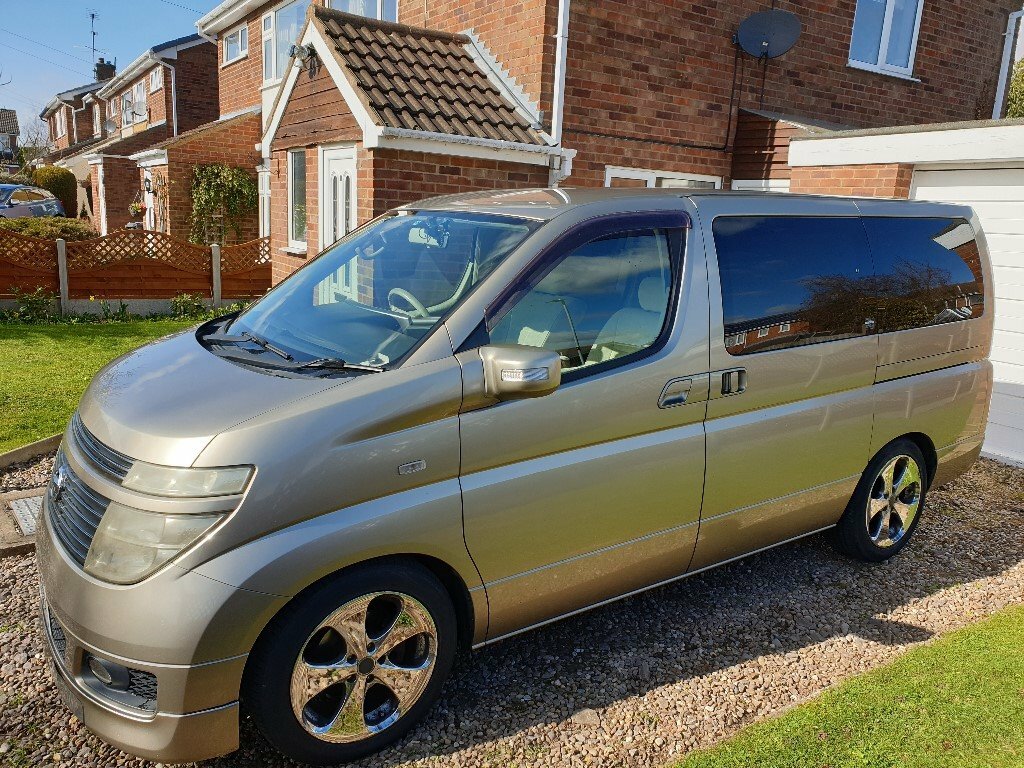 Nissan elgrand 2002