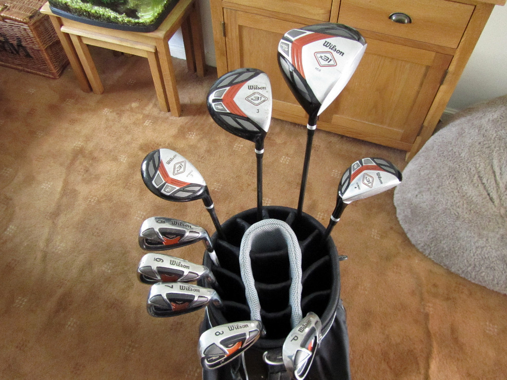 WILSON GOLF X31 IRONS, WOODS, HYBRIDS AND BAG RH REGULAR VGC in Perth
