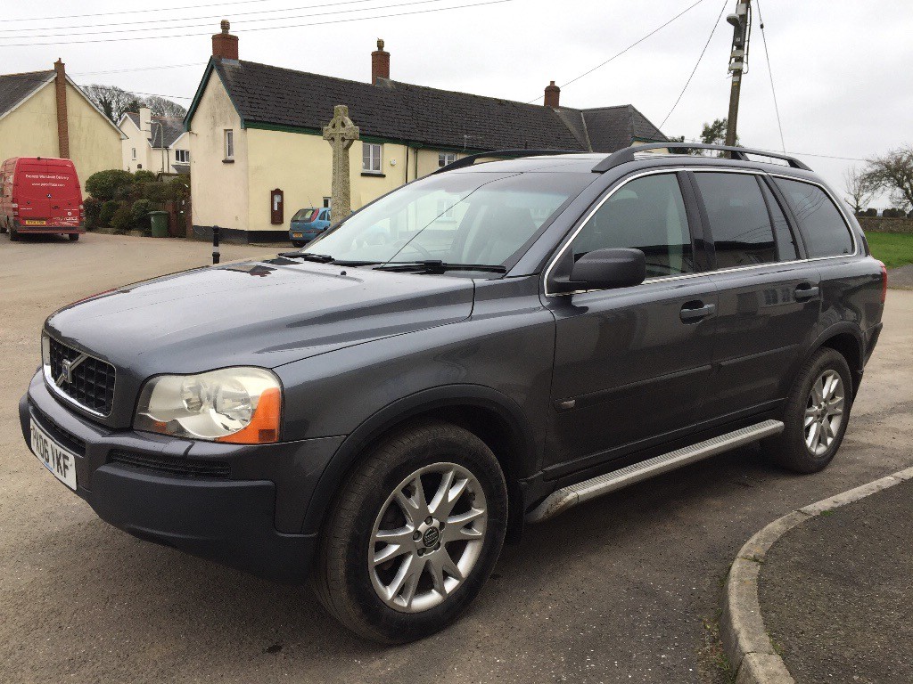Volvo XC90 SE Lux AWD 7 seater diesel estate in Chulmleigh, Devon