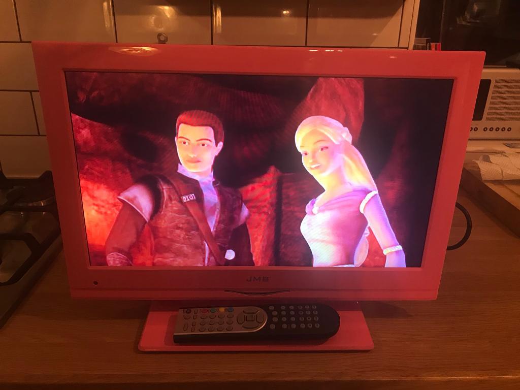 Girls Pink TV/DVD combo with remote control in Hull, East Yorkshire