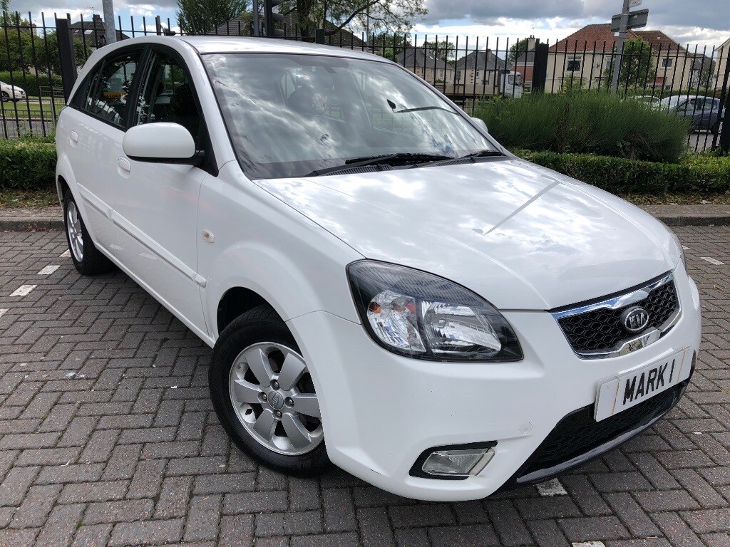 Kia rio 2 2011