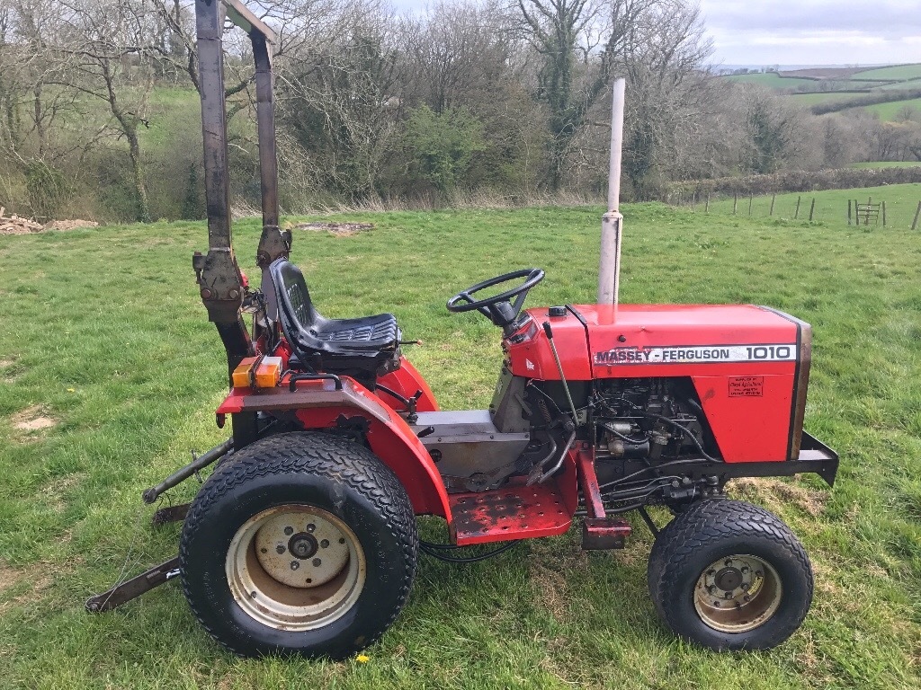 Massey ferguson 1010 compact tractor 4x4 hydrostatic NO VAT in