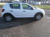 2015 Dacia Sandero Stepway 1.5 dCi Laureate 5dr HATCHBACK DIESEL Manual