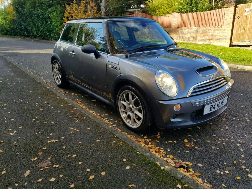 MINI COOPER S R53 2005 AUTOMATIC fully loaded rare spec spares or repairs in Reading