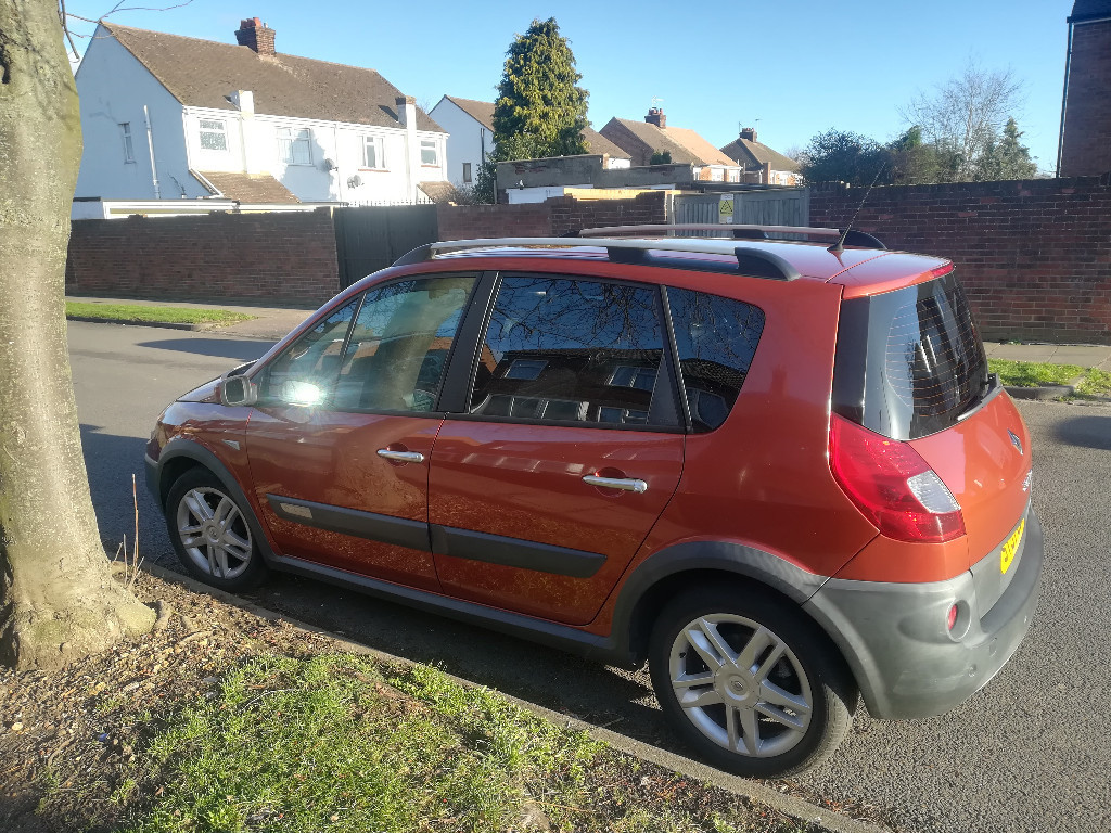 Renault scenic conquest