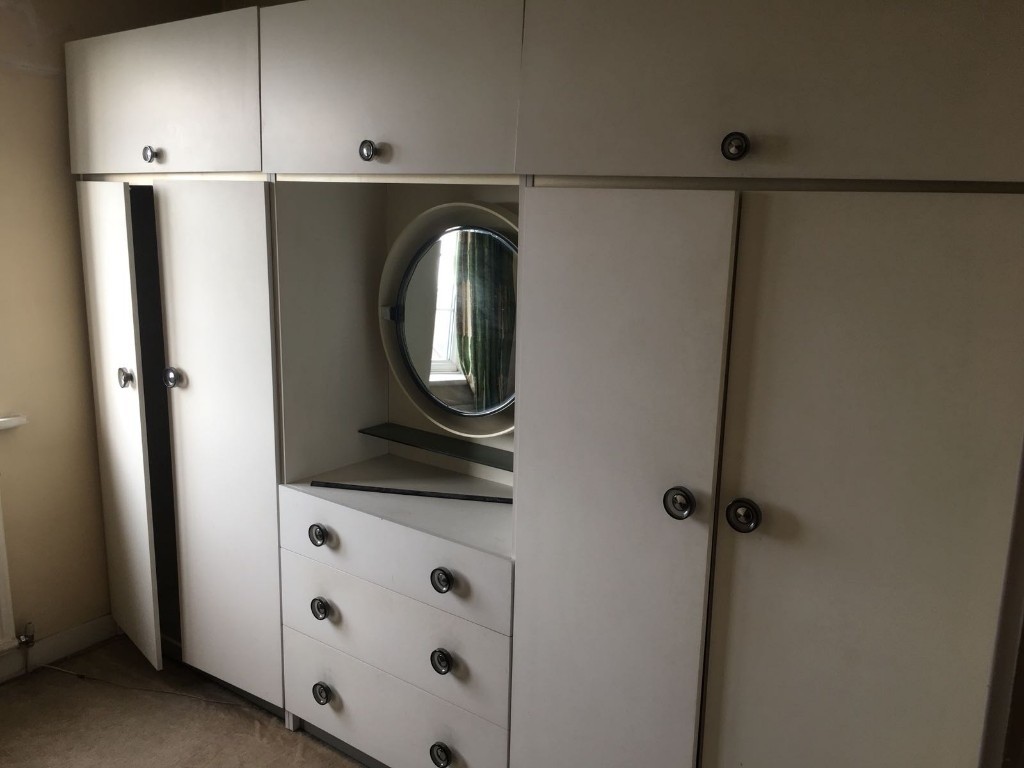 Wardrobe Fitment In Benfleet Essex Gumtree