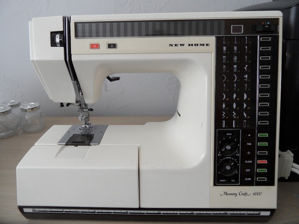 New Home/Janome Sewing machine Memory Craft 6000 in Gosport