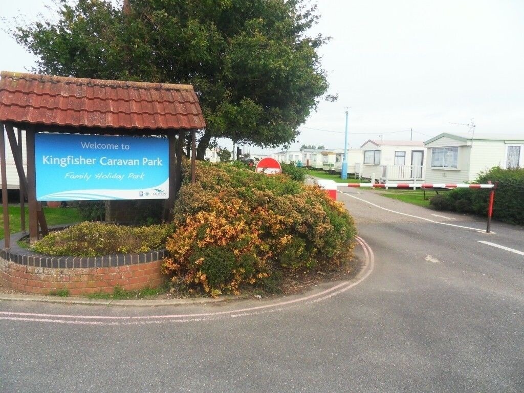 CARAVAN'S KINGFISHER HOLIDAY PARK INGOLDMELLS NEXT TO FANTASY ISLAND